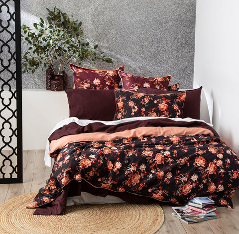 300 TC Cotton Florence Plum Quilt Cover Set by Renee Taylor