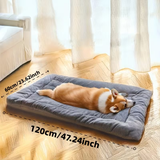 Christmas. A holiday gift for the dog. A warm dog bed in winter. Dog kennel. Dog cage mat. Dog cage mat. Comfortable and soft dog mattress. Dog mattress. Pet bed. Pet bed. Pet mat. Suitable for large dogs such as Golden Retrievers and German Shepherds