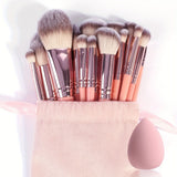 MAANGE 18-piece professional makeup brush set, including 18 makeup brushes + velvet cloth bag, soft brush hair makeup brushes, foundation brush, eye shadow brush, blending brush, concealer brush, eyeliner brush, skin-friendly powder puff set, travel porta