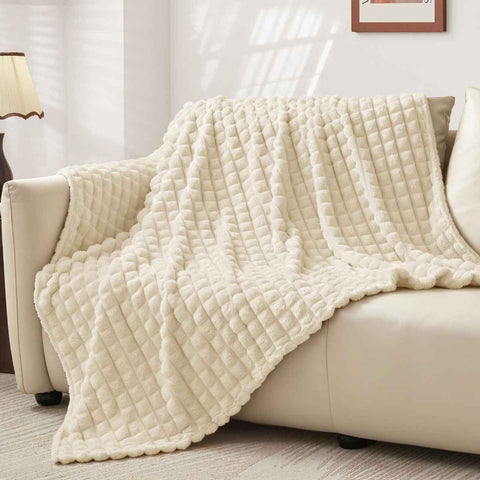Updated Grey Throw Blanket for Couch and Bed- Super Soft and Warm 3D Checkered Fluffy Fuzzy Fleece Blanket, Luxurious Plush Cozy Blanket for Room Decor Spring - Beige - Size 120cm*200cm