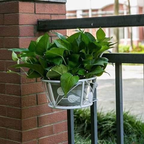 2-Pack Metal Plant Holders for Indoor Outdoor Railings, Fence Plant Hangers, Hanging Flower Baskets for Porch, Balcony, Stair Railing - White