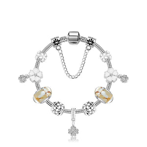 Clover Pendant Bracelet: Alloy, Zircon & Resin with Bright, Sweet Style(20cm)