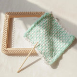Square Wooden Knitting Loom, Beech Wood Board with Stainless Hooks for Blankets Scarves, 20 x 20cm