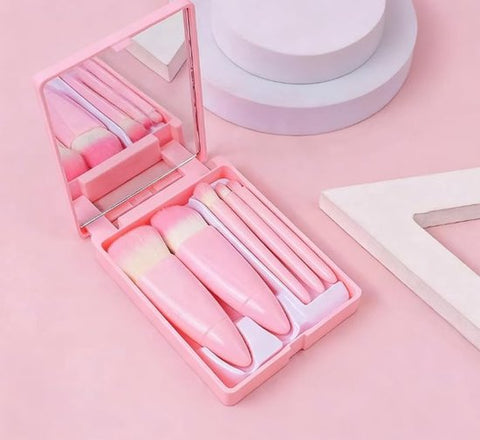 5-Piece Mini Makeup Brush Set with Mirror – Compact Travel Makeup Brushes for Foundation, Powder, Blush & Eyeshadow (Pink)