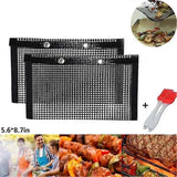 BBQ Grill Mesh Bag Set with 2 Silicone Brushes, Reusable Non-Stick PTFE Food Pouches for Charcoal Grilling, Black, 14 x 22 cm