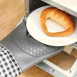 1 pair Soft Silicone Oven Mitts, Heat Resistant and Waterproof Cooking Gloves, Thick Cotton Lining, Flexible Gripping for Baking Grilling, Kitchen Potholders,29cm*18.5cm, Gray