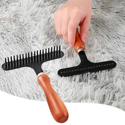 Hand Held Carpet Rake, Making Carpets Fluffy Again, Clean Hair, Let Carpet Restore Softness (Iron, Black)
