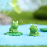 4pcs Blue-Eyed Mini Resin Frog Figurine - Cute Cartoon Moss Micro Landscape Mini Frog Decoration DIY Garden Home Decor