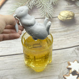 Rabbit Reusable Silicone Tea Injector, Grey, Fun Gift for Tea Enthusiasts, Smart Kitchen Tool Tea Maker Tea Bag