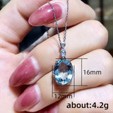 Stylish Female Wedding Party Necklace with Bright Crystal Charming Delicate Pendant Jewelry for Anniversary