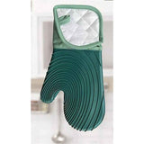 a pair of Silicone insulated gloves for microwave oven, heat-resistant kitchen, thick microwave oven baking gloves, (Green) In Australia - Darrahopens