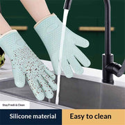 1 pair Silicone Oven Mitts Heat Resistant ,Waterproof & Non-Slip Oven Gloves with Fingers,Cotton Lined Silicone Oven Gloves Kitchen Mitts for Baking Cooking Barbecue,Women (Green) In Australia - Darrahopens