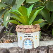 Mini Resin Round Cottage House Planter French Country Style Succulent Pot with Drainage Hole, Rustic Garden Decor for Indoor/Outdoor Desktop, Small House-Shaped Flower Pot