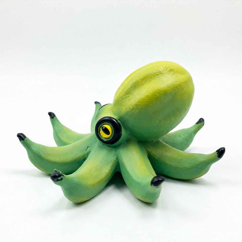 Creative Banana Octopus Resin Ornament - Fun Cartoon Pastoral Home Decor, Unique Yellow-Green Desktop Sculpture(Green)