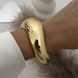 Lava Fold Irregular Open Cuff Bracelet, Gold Twisted Curve Metal Bangle, Niche Designer Women Wrist Jewelry for Xmas Halloween Personalized Gifts, Code 2431 In Australia - Darrahopens