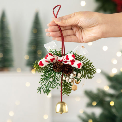 Christmas Pine Cone Single Heart Bell Hanging Ornament, Decorative Tree Charm for Holiday Scene Decoration and Small Christmas Souvenir Gifts, Model D4 In Australia - Darrahopens