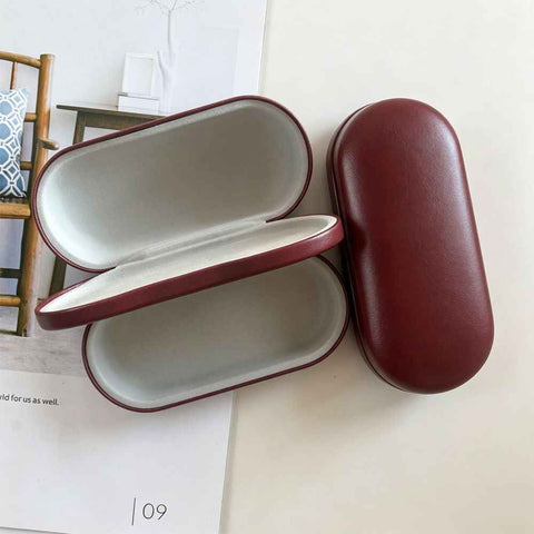 Medium Size, No Mirror, Red In Australia - Darrahopens