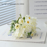 7-Branch Handheld Artificial Bouquet | Ins-Style Spring Romance, Long-Lasting Healing Little Happiness/7-prong rose hydrangea [Hot Orange]