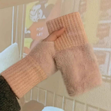 Women's Comfortable Fingerless Gloves - Soft, Warm, and Fashionable Pure White Winter Gloves, Suitable for Cold Weather or Casual Wear, Hand Washable, Ladies' Gloves.BLACK