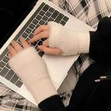 Women's Comfortable Fingerless Gloves - Soft, Warm, and Fashionable Pure White Winter Gloves, Suitable for Cold Weather or Casual Wear, Hand Washable, Ladies' Gloves.BLACK