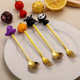 🎃 Halloween Cartoon Coffee Spoon Gift Box! Stainless Steel Pumpkin Ghost Stirring Spoon Dessert Fork, One-Piece Construction Easy to Clean, Exquisite Gift Box Packaging, Must-Have Creative Party Gift! ✨ (6-Piece Set GOLD)