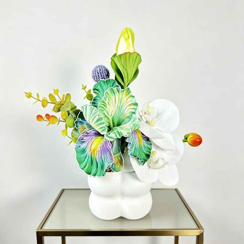 Simulated iris potted plant, floral artistry vibrant and colorful, pumpkin planter round and versatile, no maintenance ready to display upon opening, brightens up new Chinese-style and light luxury home spaces.(GREEN) In Australia - Darrahopens