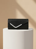 Women Fashion Wedding Evening Clutch Bag, V‑Shaped Metal Trim Versatile Chain Formal Party Handbag for Prom Banquet, Black
