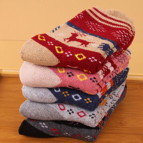 Wool Blend Terry Socks 5-Pack - Winter Thick Warm Mid Calf Crew Socks for Women - Snowflake Deer Pattern Cotton Socks - 5 Pairs In Australia - Darrahopens