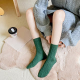 4-pair pack of mixed color socks, women's fall/winter socks, comfortable, soft and warm house socks.