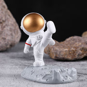 Cute Cartoon Cell Phone Stand Synthetic Resin Desktop Astronaut Ornament for Home Office Car Decor Kung Fu Astronaut Cell Phone Bracket (Gold)