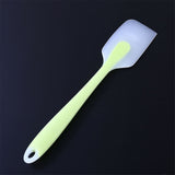 Heat Resistant Silicone Scraper Cake Cream Butter Mixing Baking Spatula Kitchen Tool (Green)