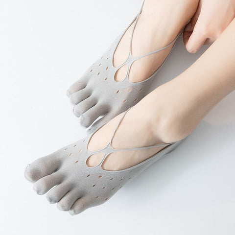 Women's Five Toe Strap Sports Socks Invisible Low Cut Non Slip Yoga Fitness Workout Socks Gray In Australia - Darrahopens