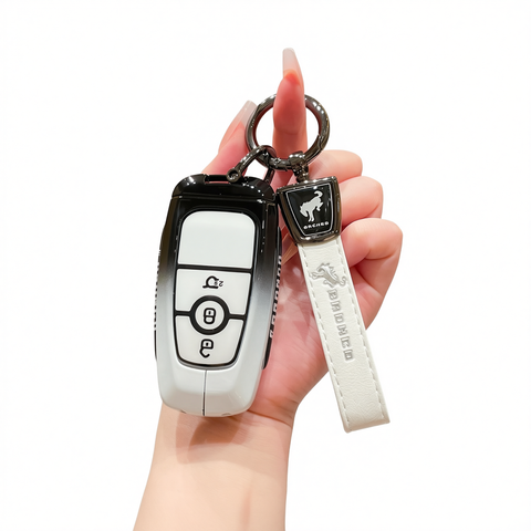 Fragrant car island Jiangling Liema Key Case 3 Button Standard 3-button gradient black and white single bag + white leather rope buckle In Australia - Darrahopens