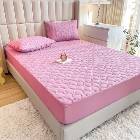 Waterproof Quilted Fitted Sheet Solid Color Toddler Red bean paste 1.8*2.2m single fitted sheet In Australia - Darrahopens