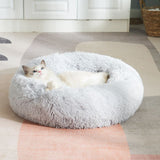Plush Pet Nest Soft Donut Cat Bed – Cozy Round Couch for Cats and Small Dogs, Comfortable Sleeping Spot for Warmth and Deep Sleep, Suitable for Indoor Home Use (S, Grey)