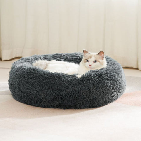 Plush Pet Nest Soft Donut Cat Bed – Cozy Round Couch for Cats and Small Dogs, Comfortable Sleeping Spot for Warmth and Deep Sleep, Suitable for Indoor Home Use (XL, Grey)