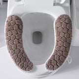 Soft Plush Toilet Seat Covers, Non-Slip Split Toilet Seat Pads with Elastic Straps and Hanging Loop, Universal Fit for Standard Household Toilets, Washable and Comfortable for Winter Use (Pink)
