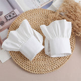2 pairs Fake sleeve cuffs, lotus leaf layered cuffs, women's detachable fake sleeve cuffs, pleated long sleeved shirt cuffs, gloves（White）