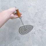 Potato Masher with Wooden Handle, Manual Potato Press for Kitchen Tool, Aluminum Alloy Potato Ricer For Fluffy Mashed Potato