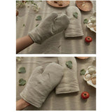 1 Pair Oven Mitts for Baking, BBQ, and Cooking Protection, Heat-Resistant Gloves for Kitchen and Grill, Comfortable Grip, Machine Washable, Reusable