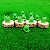 Resin Mini Frogs 10 Pack Figurines, Green Little Small Miniature Plastic Tiny Frogs Bulk to Hide for Garden Leap Year Decorations