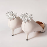 A Pair of Flower-shaped Rhinestones Crystal Shoe Clips Women Bride Wedding Party Jewelry Charms Buckle Shoe Decoration Accessories