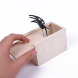 Wooden Spider Prank Box, Pop Out Rubber Handmade Scare Box Prank Gag Plastic Funny Joke Halloween Fools