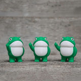 Rebellious Frog Figurine, 3.3 Inch Cute Frog The Finger Statue, Frog Garden Statue Outdoor Frog Decor (1 PC)