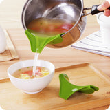 2pcs Kitchen Funnel Creative Anti-spill Silicone Slip on Pour Soup Spout Funnel for Pots Pans And Bowls and Jars Kitchen Gadget Tool In Australia - Darrahopens