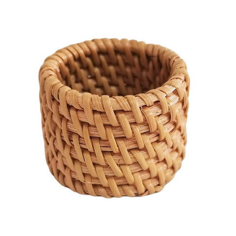 2Pcs Straw Napkin Rings Hand Decor Handmade Rings Rattan Napkin Buckles Woven Napkin Ring Serviette Supplies