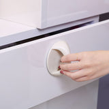 Round White Self-Stick Instant Cabinet Drawer Handle Helper Auxiliary Kitchen Cabinet Door Window Handle Sticker Convenient （2pcs）