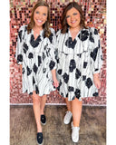 Black Plus Size Floral 3/4 Puff Sleeve Lace-up Neck Mini Dress - 1X