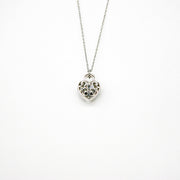 Gift Gox - Heart Lock White Gold + Purify Oil Blend