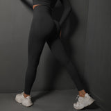 Size M Black Seamless High-Waisted Yoga Pants for Women - Lift Workout Leggings for Running, Gym, and Fitness